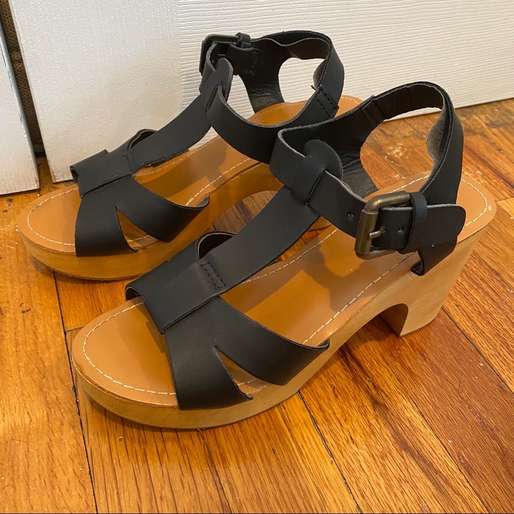 Black Leather Strappy Sandals with Wood Block Heel